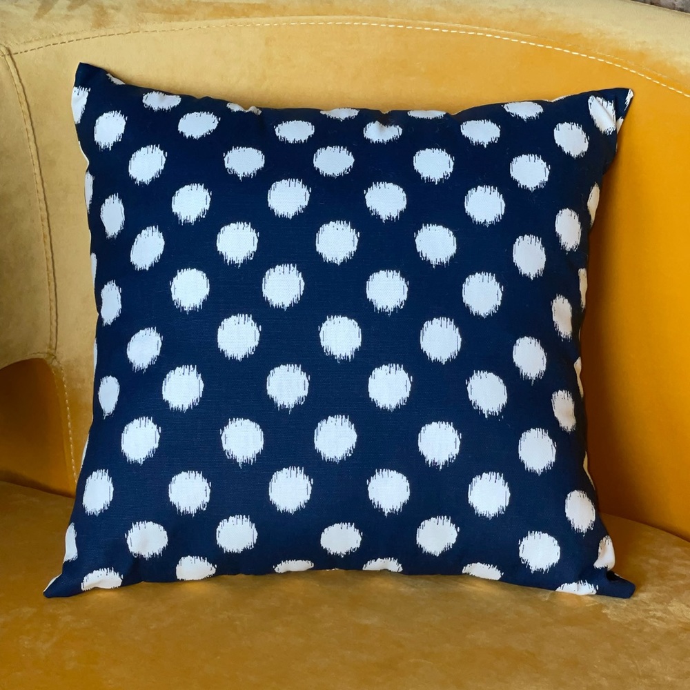 Blue & White throw pillow